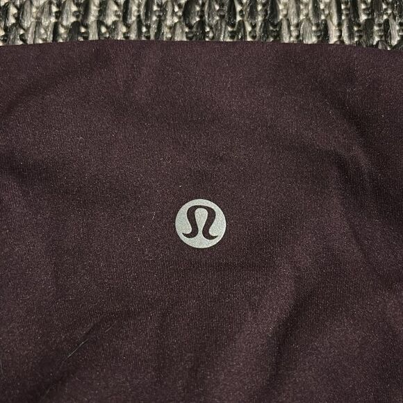 Lululemon In Movement 7/8 Tight *Everlux 25" - Picture 5 of 9